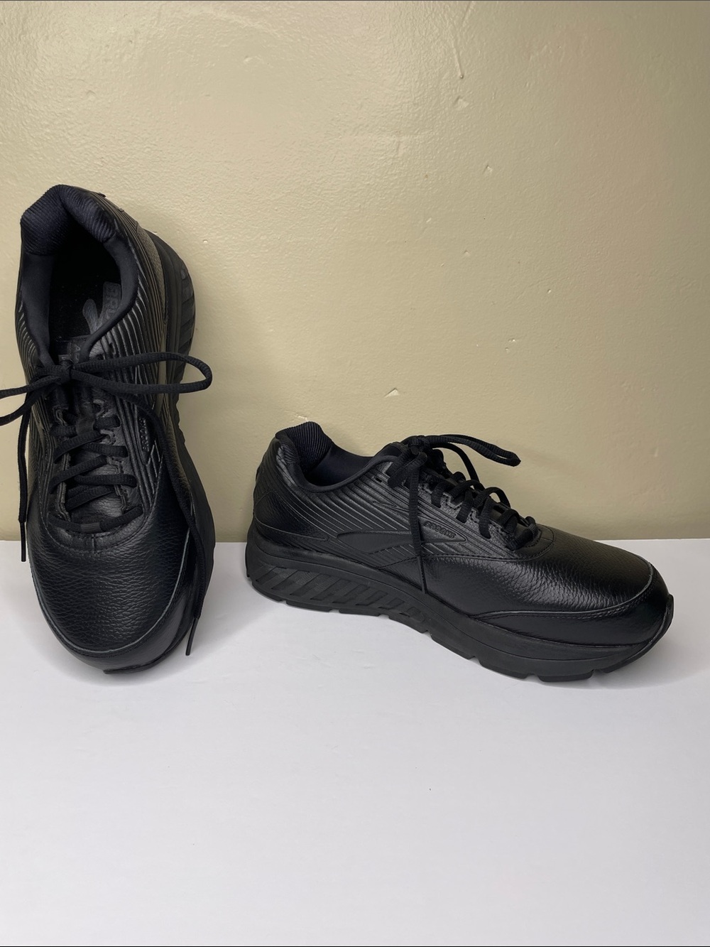 BROOKS Addition Walker 2 Woman’s Black Leather Shoes Size 11 EXTRA WIDE - Picture 11 of 12